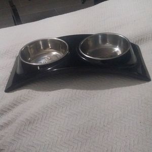 Food & water dishes